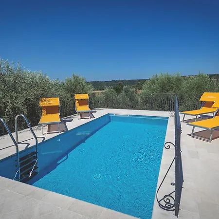 Zizzolo Villa Riparbella